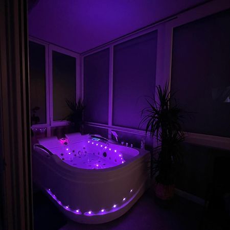 Luxrooms - Hotel Type With Private Jacuzzi 别洛瓦尔 外观 照片